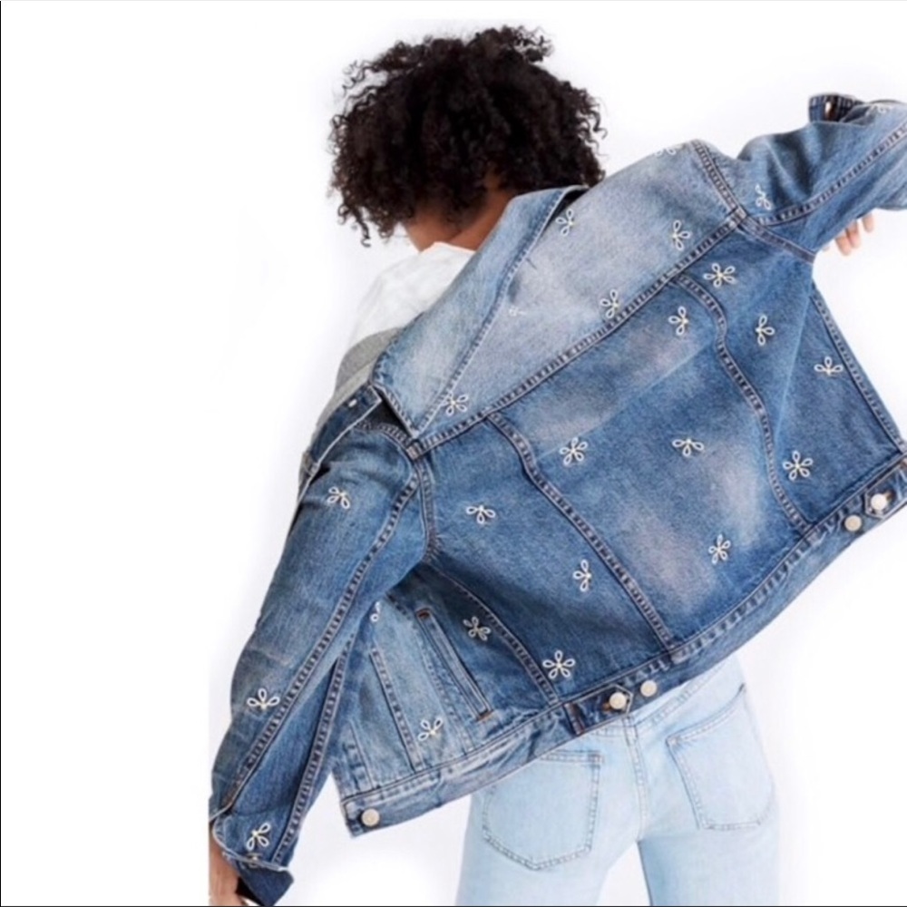 Madewell boxy crop daisy embroidered jean jacket